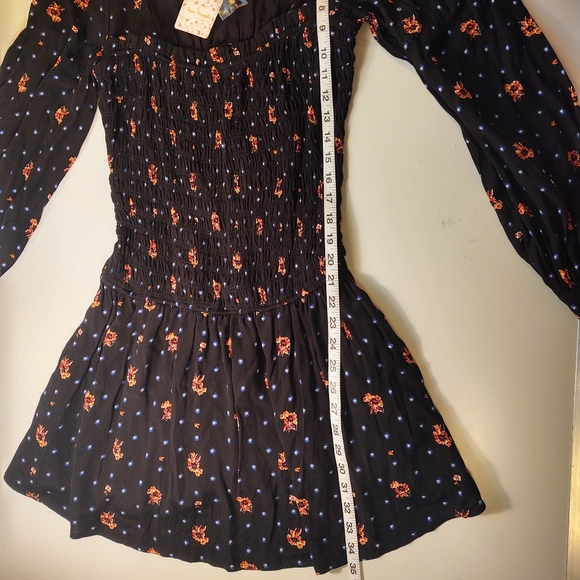 NWT FREE PEOPLE Black Floral Star Pattern Smocked Bodice Mini Dress Size XSmall - Picture 12 of 13